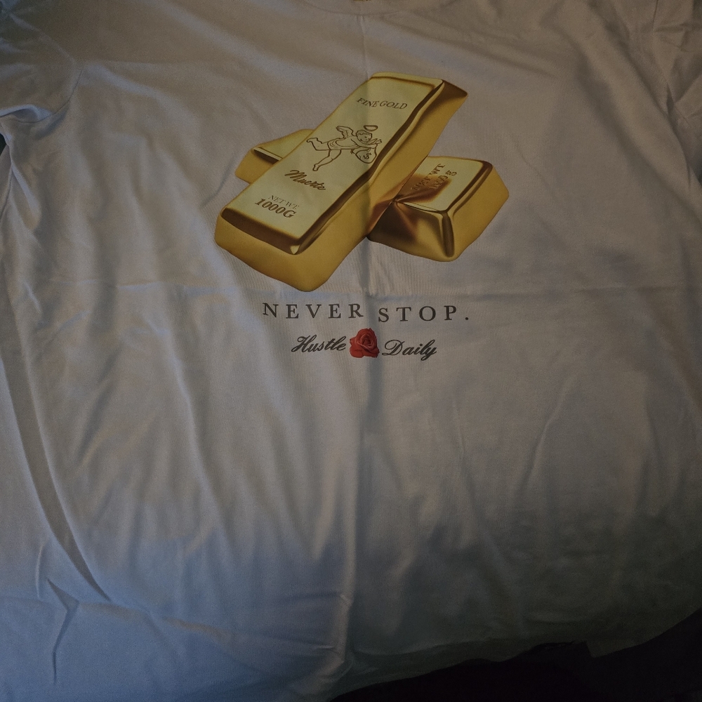 Brand new gold bars tee xl